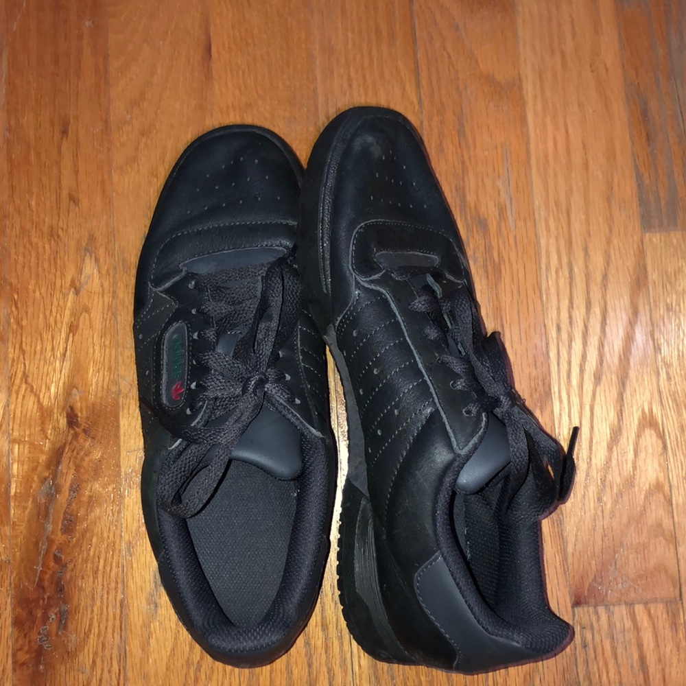 Used Yeezy Calabasas Sneakers